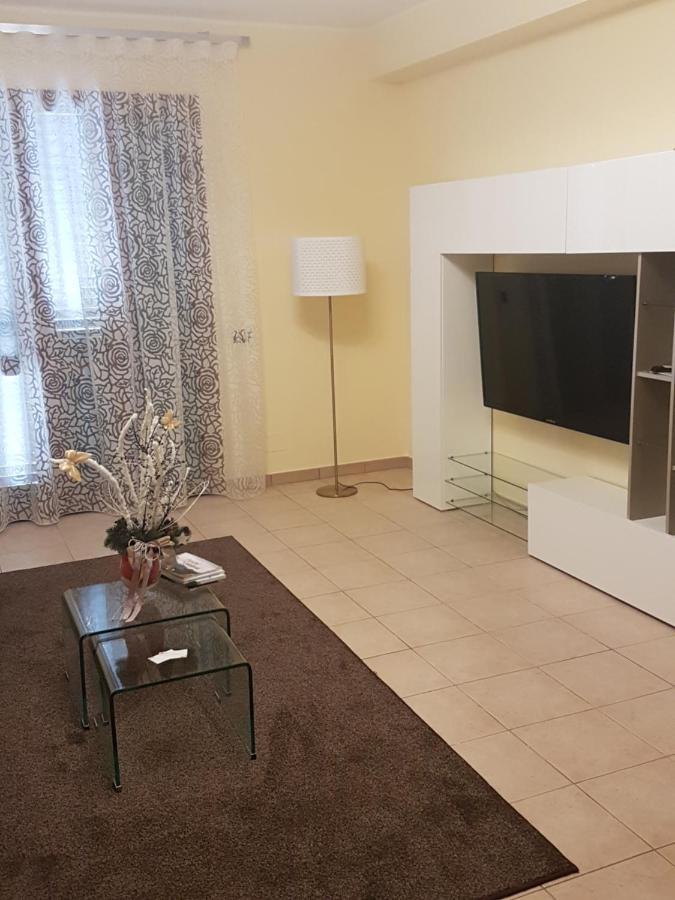 B&B Mary Grace Rossano Stazione Exterior foto
