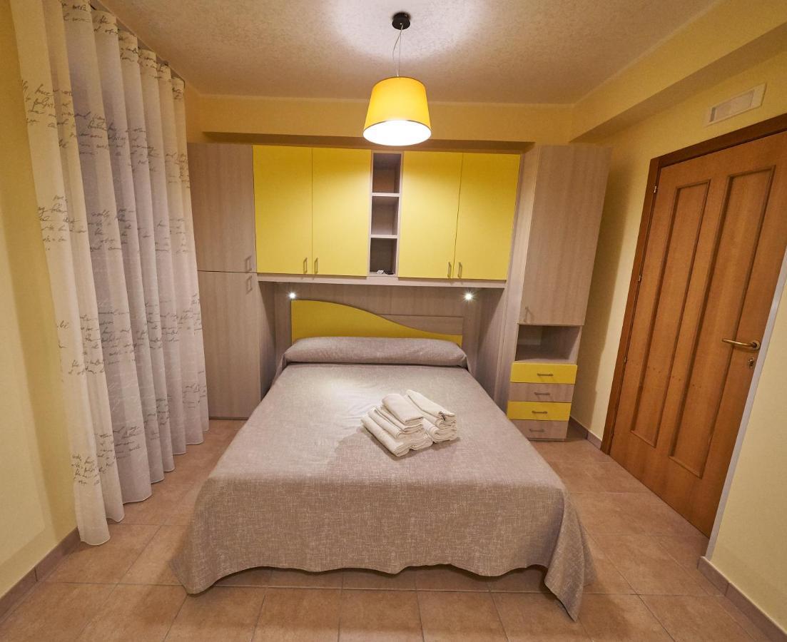 B&B Mary Grace Rossano Stazione Exterior foto